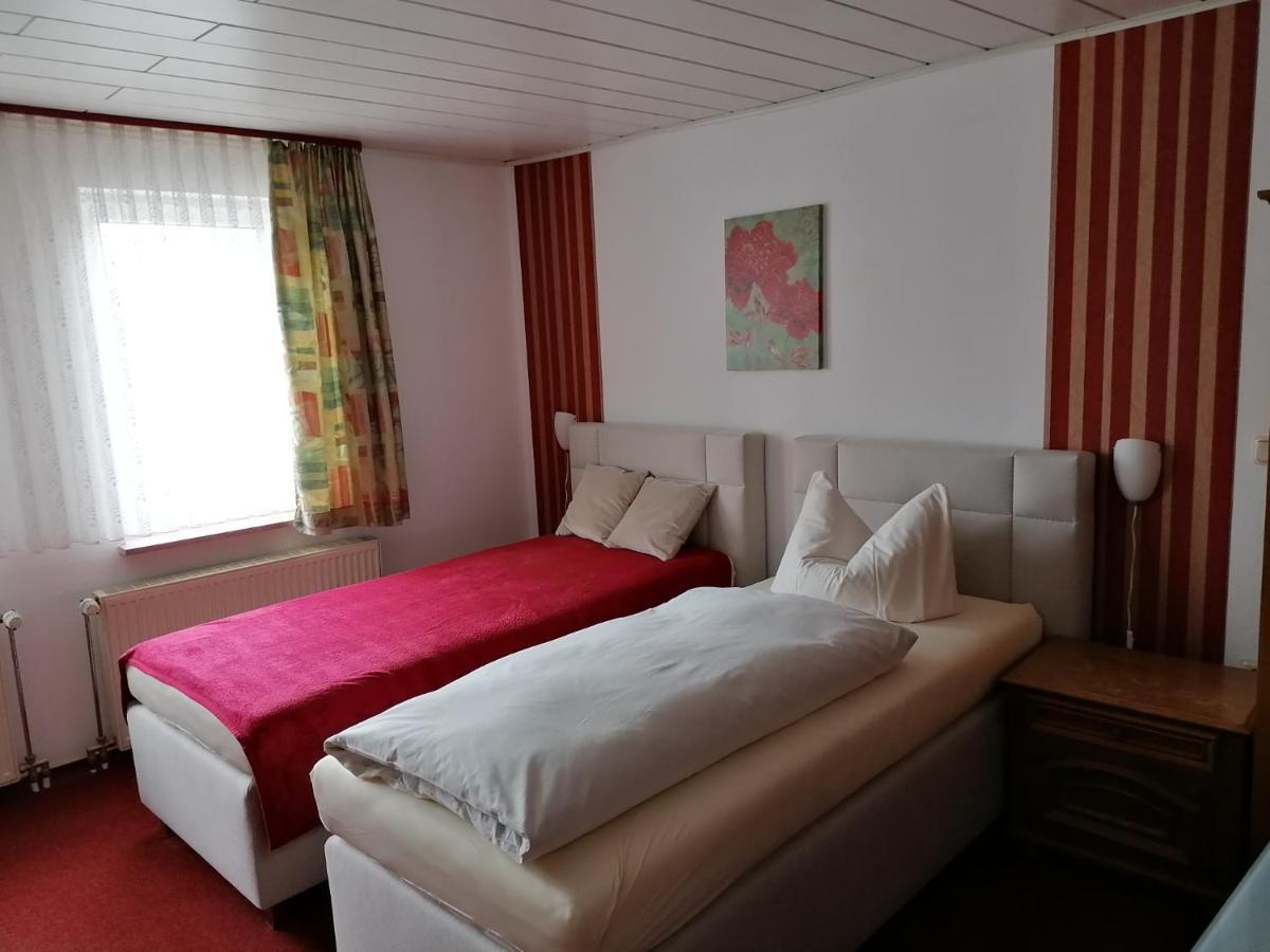 Hotel Und Restaurant Hohenzollern Erfurt Exteriör bild