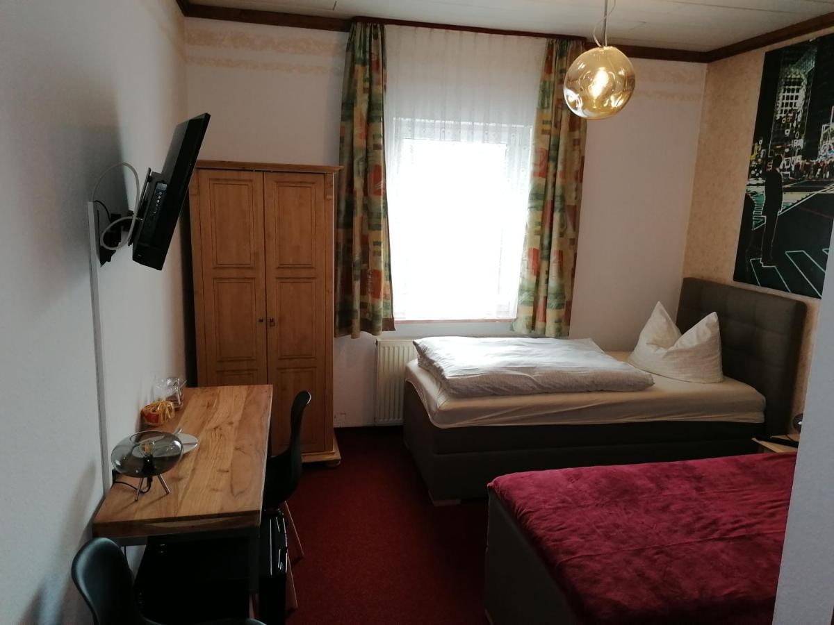 Hotel Und Restaurant Hohenzollern Erfurt Exteriör bild