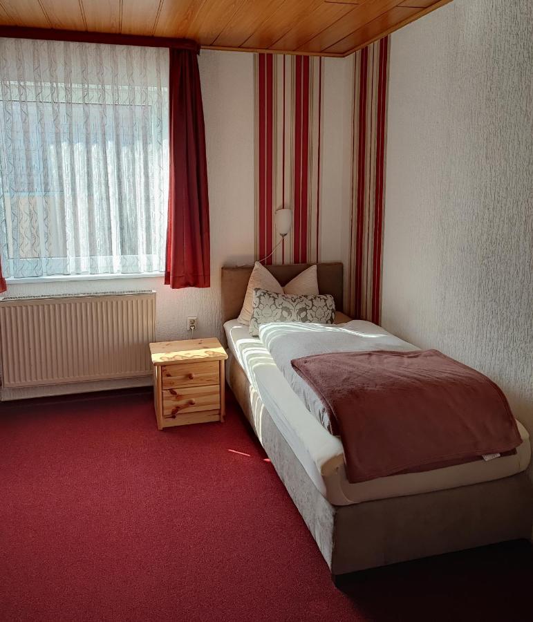 Hotel Und Restaurant Hohenzollern Erfurt Exteriör bild